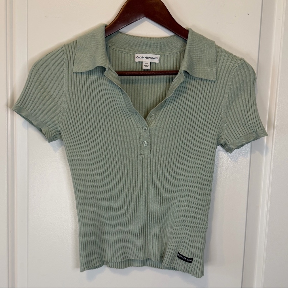 Calvin Klein Y2K green short sleeve ribbed collared baby tee‎ women’s size small